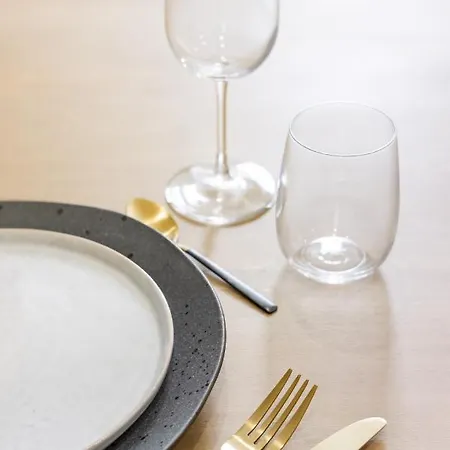 Casa Boma - Modern & Luminous With Balcony - Alcantara I ליסבון